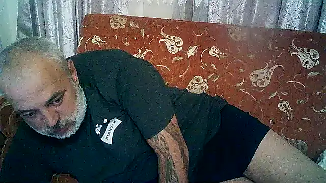 Snapshot of husoizmir chatting on March 20, 6:31 pm husoizmir online show from March 20, 6:31 pm