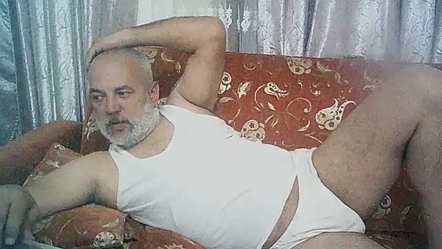 Snapshot of husoizmir chatting on March 14, 8:17 pm husoizmir online show from March 14, 8:17 pm