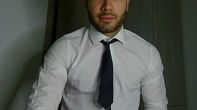 Justynn1 online show from April 6, 8:42 pm