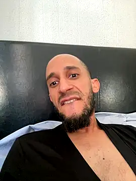 papitog online show from November 4, 7:15 pm