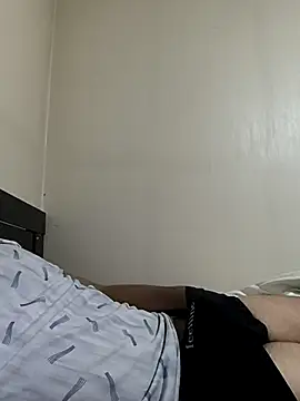 Snapshot of Mahmut_34_34_ chatting on October 16, 5:10 pm Mahmut 34 34 online show from October 16, 5:10 pm