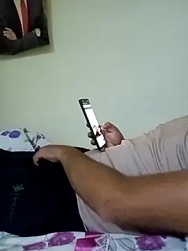 Snapshot of Mahmut_34_34_ chatting on September 18, 11:29 pm Mahmut 34 34 online show from September 18, 11:29 pm
