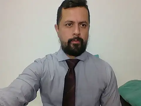 Snapshot of TRIISTAN_KING10 chatting on January 14, 8:15 pm TRIISTAN KING10 online show from January 14, 8:15 pm