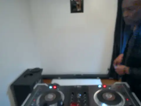Snapshot of longdick4you8686 chatting on December 22, 11:42 pm longdick4you8686 online show from December 22, 11:42 pm