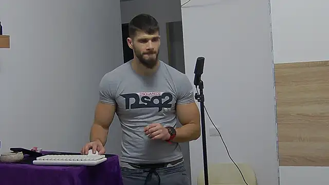 MauroTwin online show from February 1, 6:19 pm