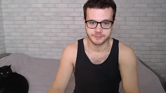 Snapshot of Alexxx_horny chatting on October 11, 7:23 am Alexxx horny online show from October 11, 7:23 am
