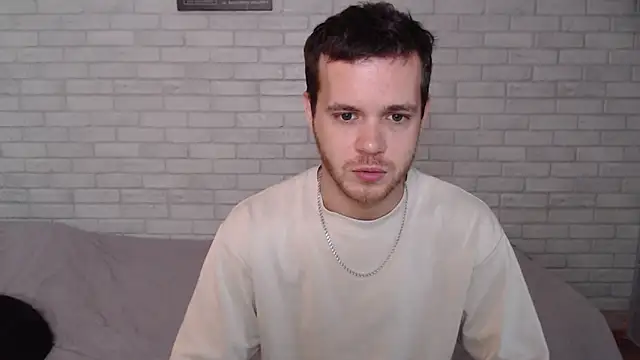 Snapshot of Alexxx_horny chatting on October 4, 8:52 am Alexxx horny online show from October 4, 8:52 am