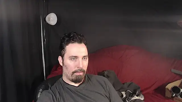 Snapshot of Metalstud chatting on February 8, 1:11 am Metalstud online show from February 8, 1:11 am