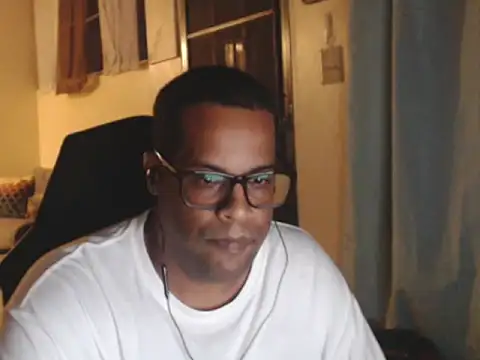 thesugar32 online show from March 9, 2:05 am