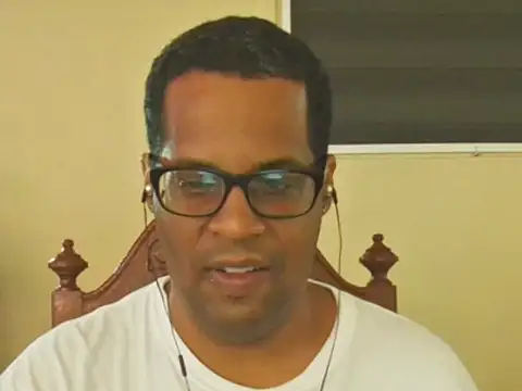 thesugar32 online show from October 21, 1:47 pm