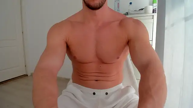 woolfiie online show from February 19, 9:06 am