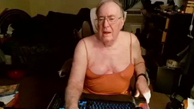 Toastir online show from April 3, 9:22 pm