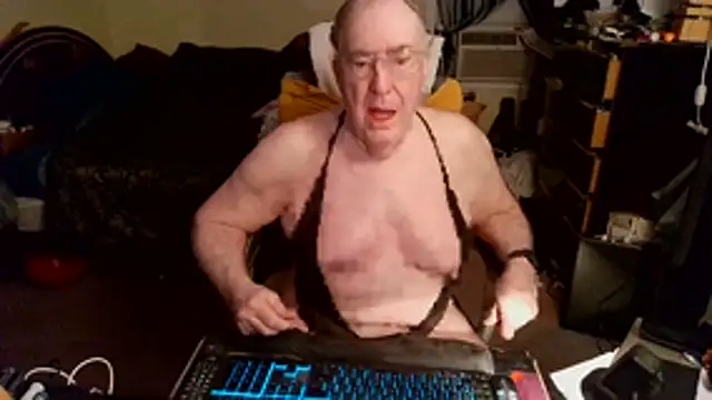 Toastir online show from April 23, 3:14 pm