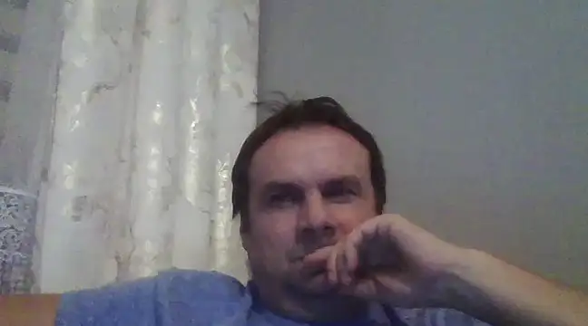 Snapshot of grzes19763 chatting on December 27, 3:06 pm grzes19763 online show from December 27, 3:06 pm