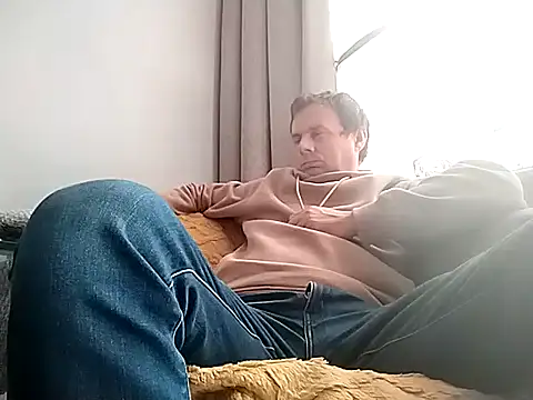 Snapshot of grzes19763 chatting on September 26, 8:45 am grzes19763 online show from September 26, 8:45 am