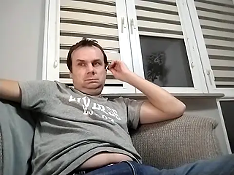 grzes19763 online show from December 19, 3:20 pm