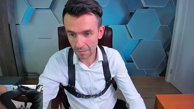 SteveTiger online show from April 23, 12:29 pm