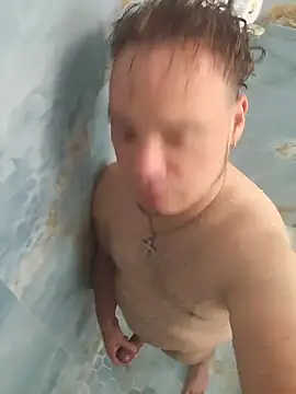 Snapshot of latinoflpr chatting on September 18, 12:23 am latinoflpr online show from September 18, 12:23 am