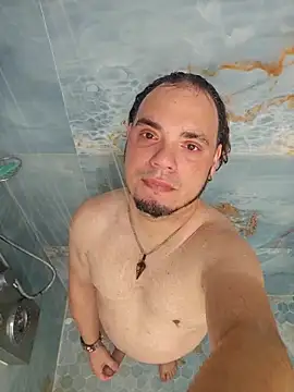 latinoflpr online show from February 18, 3:26 am