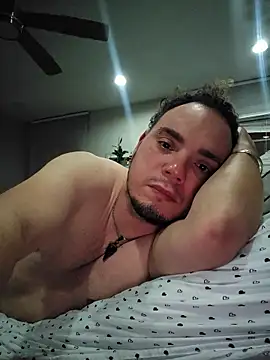 latinoflpr online show from January 14, 1:32 am