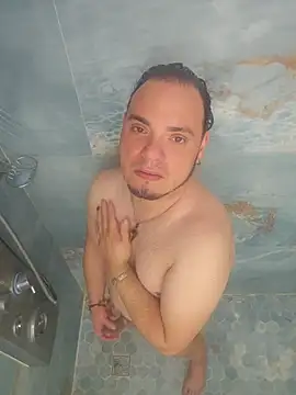 latinoflpr online show from January 12, 1:53 am