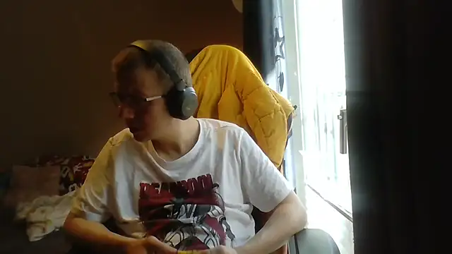 David250692 online show from March 9, 8:41 am