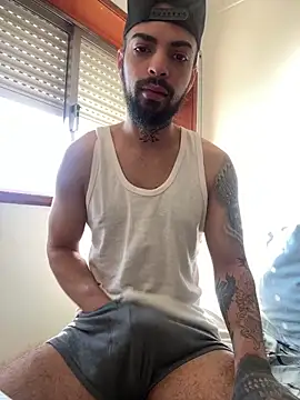 phellipestronda online show from May 14, 8:01 am