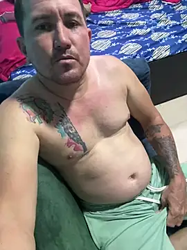 Snapshot of xavier_1988 chatting on December 20, 11:37 pm xavier 1988 online show from December 20, 11:37 pm