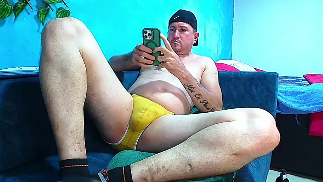 Snapshot of xavier_1988 chatting on December 27, 3:53 am xavier 1988 online show from December 27, 3:53 am