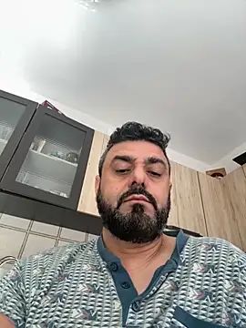 ChiIul11 online show from April 5, 9:50 am