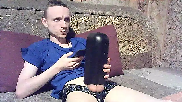 Babi Kisi online show from December 9, 1:46 pm