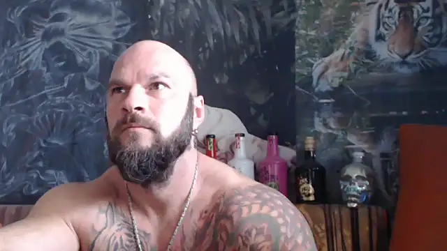 Snapshot of viking_30 chatting on October 2, 9:24 am viking 30 online show from October 2, 9:24 am