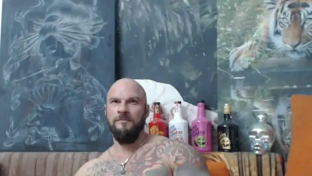 Snapshot of viking_30 chatting on September 10, 6:50 pm viking 30 online show from September 10, 6:50 pm