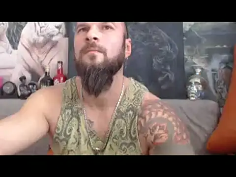 Snapshot of viking_30 chatting on January 17, 11:38 am viking 30 online show from January 17, 11:38 am