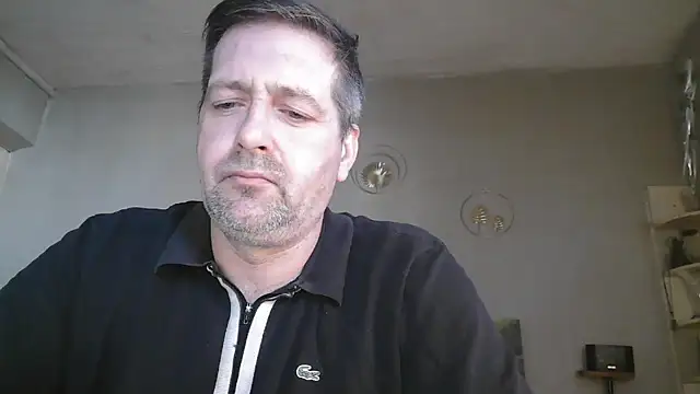 matrikes1 online show from March 2, 3:41 pm