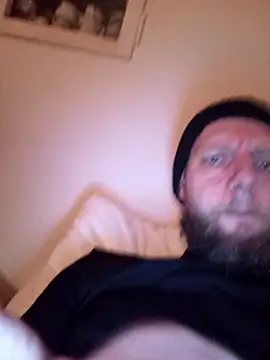 Kw8585kw online show from January 5, 7:28 pm