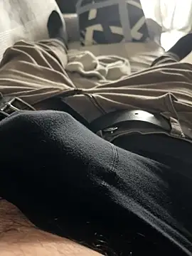  Inchiodo  online show from March 7, 1:29 pm