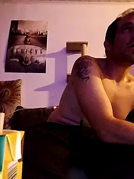 Snapshot of Codymc89 chatting on September 15, 10:33 pm Codymc89 online show from September 15, 10:33 pm