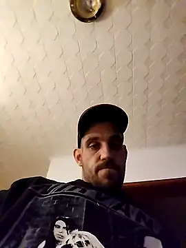 Snapshot of Codymc89 chatting on October 17, 8:35 pm Codymc89 online show from October 17, 8:35 pm