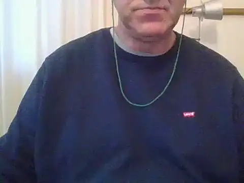 Snapshot of ANONIMO7735 chatting on December 28, 6:17 am ANONIMO7735 online show from December 28, 6:17 am