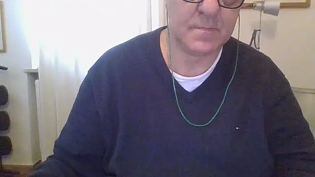 Snapshot of ANONIMO7735 chatting on March 14, 8:21 am ANONIMO7735 online show from March 14, 8:21 am