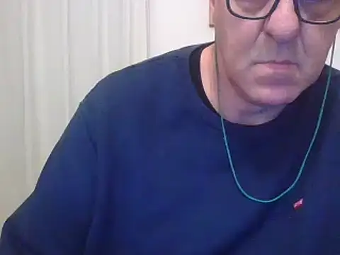Snapshot of ANONIMO7735 chatting on December 30, 4:40 pm ANONIMO7735 online show from December 30, 4:40 pm