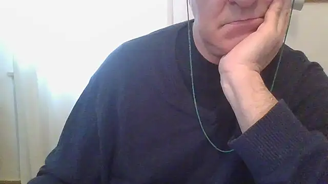 Snapshot of ANONIMO7735 chatting on March 2, 9:54 am ANONIMO7735 online show from March 2, 9:54 am