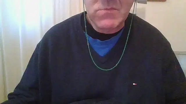 Snapshot of ANONIMO7735 chatting on February 14, 6:12 am ANONIMO7735 online show from February 14, 6:12 am