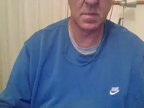 Snapshot of ANONIMO7735 chatting on December 16, 4:05 pm ANONIMO7735 online show from December 16, 4:05 pm