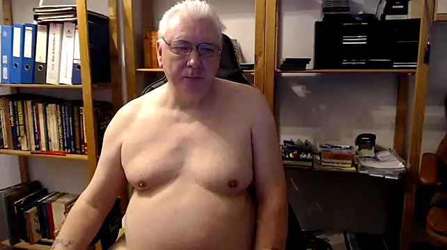 SchwanzhureXXL online show from February 8, 6:54 am