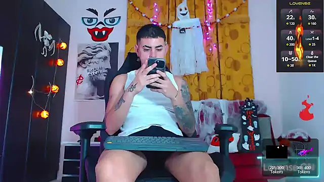 Lobito xxxl online show from October 18, 11:31 pm