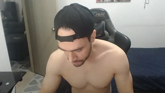 samuelgarcia  online show from March 6, 10:34 am