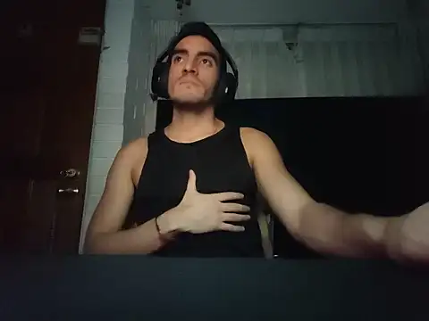 TommyMomentum online show from March 26, 4:49 am