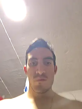 TommyMomentum online show from December 23, 5:05 am